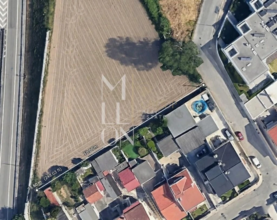 Terreno para Venda em Custóias, Leça do Balio e Guifões Foto 1