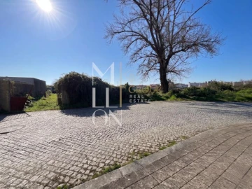 Terreno para Venda em Custóias, Leça do Balio e Guifões