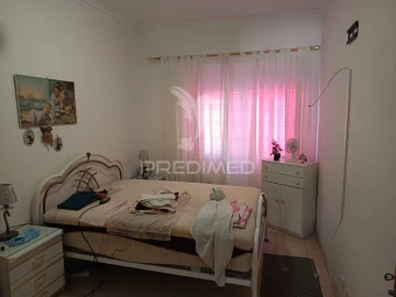 Apartamento T3 para Venda em Almada, Cova da Piedade, Pragal e Cacilhas