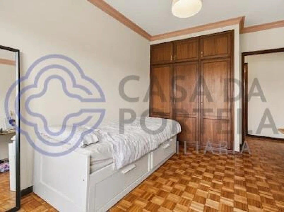 Apartamento T3 para Venda em Nogueira e Silva Escura Foto 11