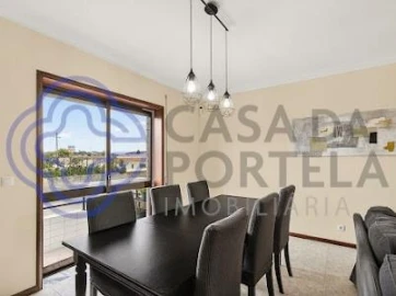 Apartamento T3 para Venda em Nogueira e Silva Escura