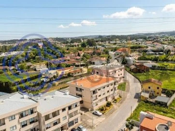 Apartamento T3 para Venda em Nogueira e Silva Escura