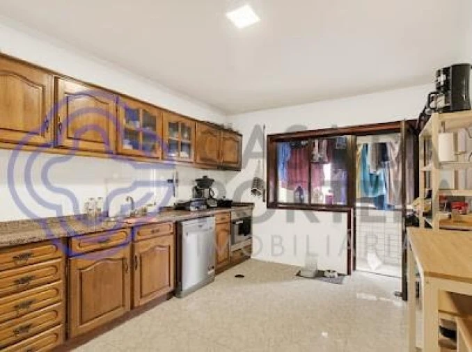 Apartamento T3 para Venda em Nogueira e Silva Escura Foto 20