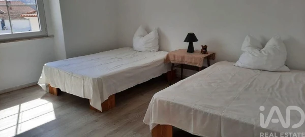 Moradia T4 para Venda em A dos Cunhados e Maceira