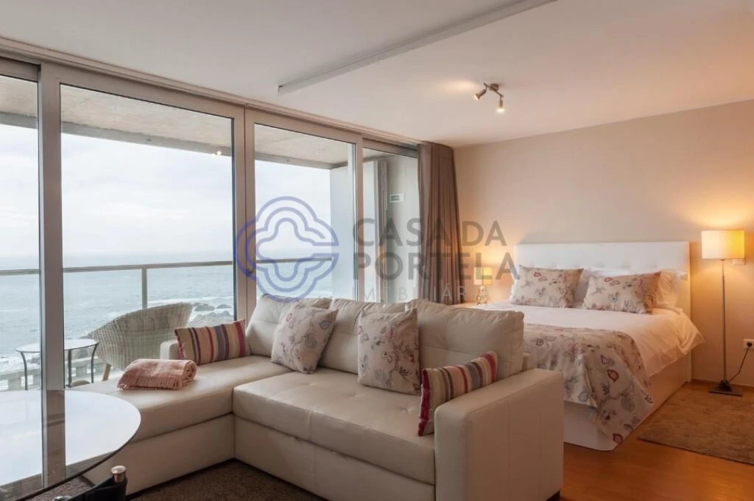 Apartamento T3 para Venda em Aldoar, Foz do Douro e Nevogilde Foto 1