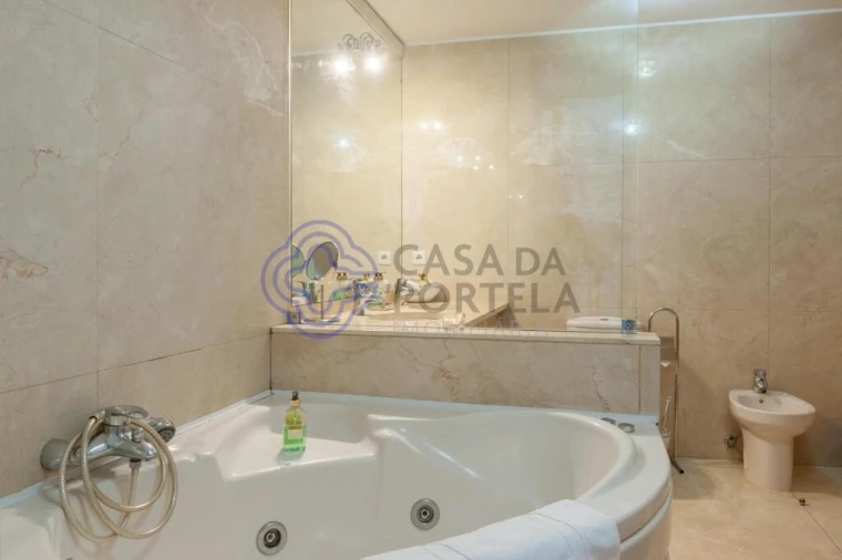 Apartamento T3 para Venda em Aldoar, Foz do Douro e Nevogilde Foto 5