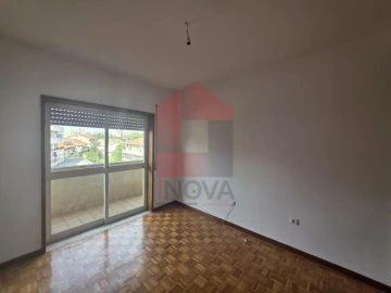 Apartamento T3 para Venda em Braga (Maximinos, Sé e Cividade)