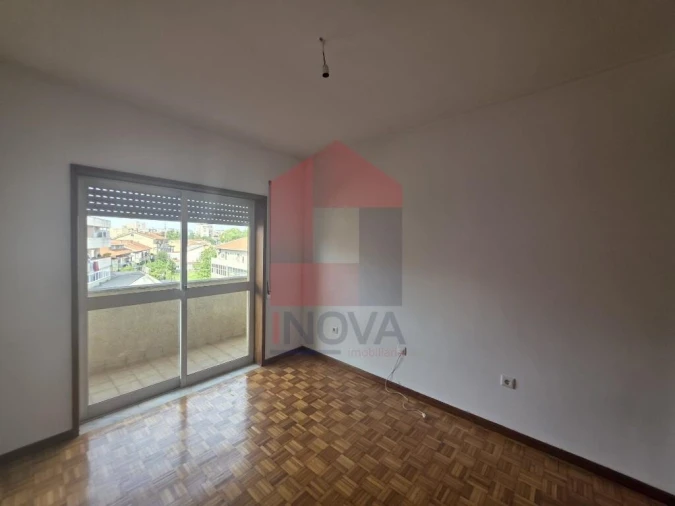 Apartamento T3 para Venda em Braga (Maximinos, Sé e Cividade) Foto 11