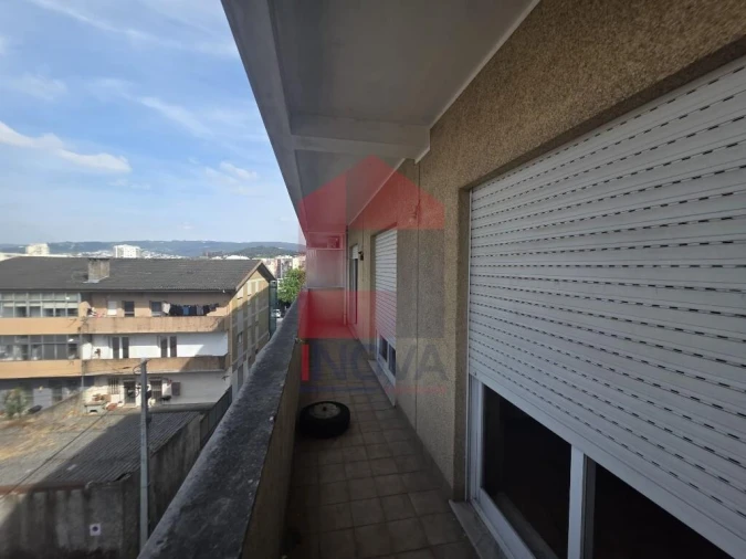 Apartamento T3 para Venda em Braga (Maximinos, Sé e Cividade) Foto 15