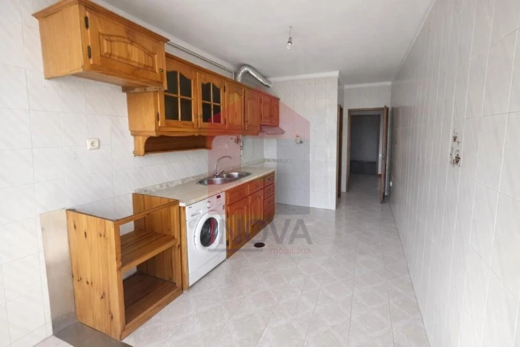 Apartamento T3 para Venda em Braga (Maximinos, Sé e Cividade) Foto 4
