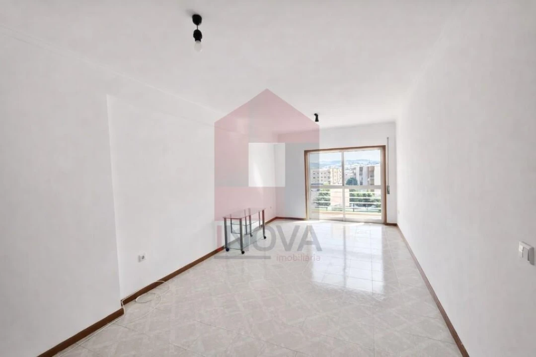 Apartamento T3 para Venda em Braga (Maximinos, Sé e Cividade) Foto 6