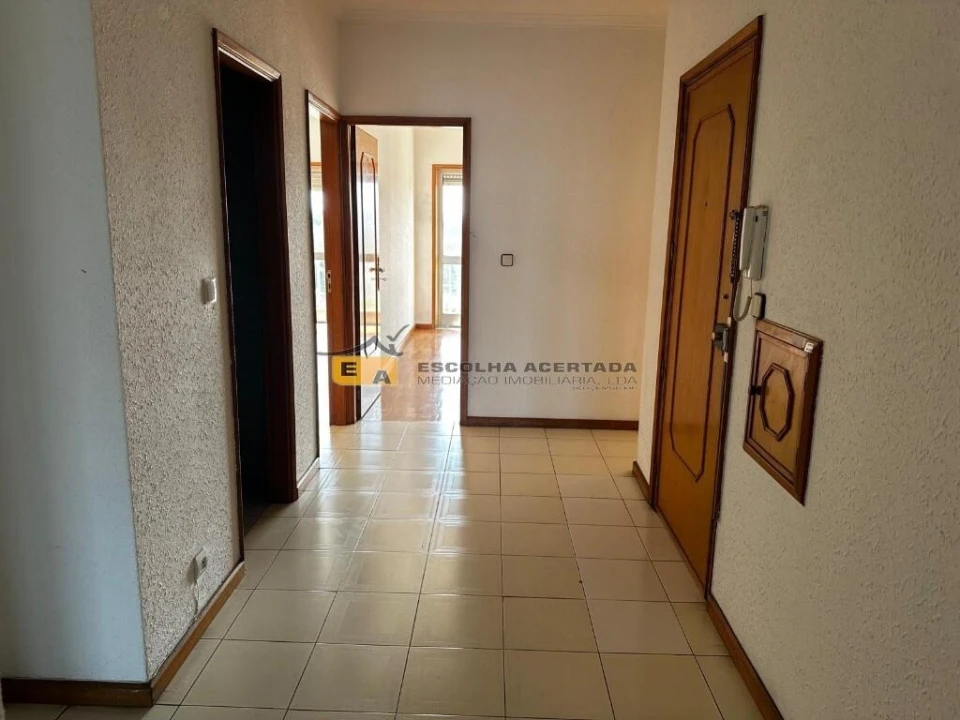 Apartamento T3 para Venda em Rio Tinto Foto 10