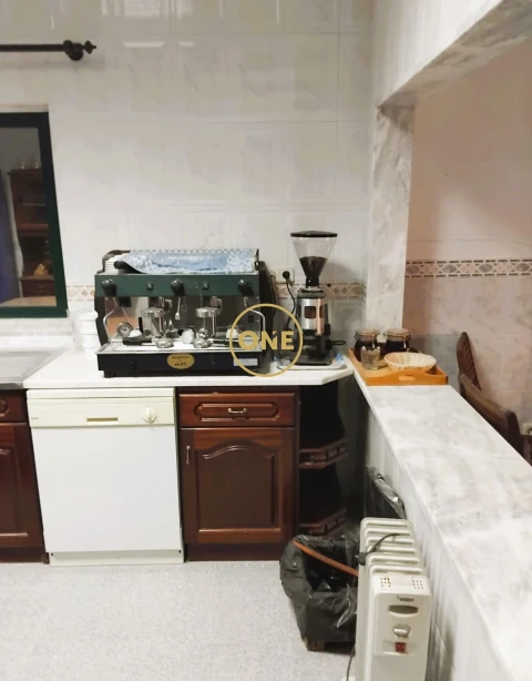 Armazém para Venda em Biscainho