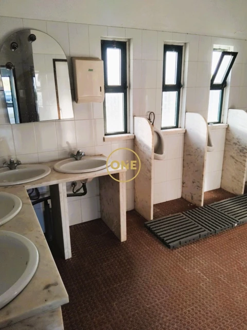 Armazém para Venda em Biscainho