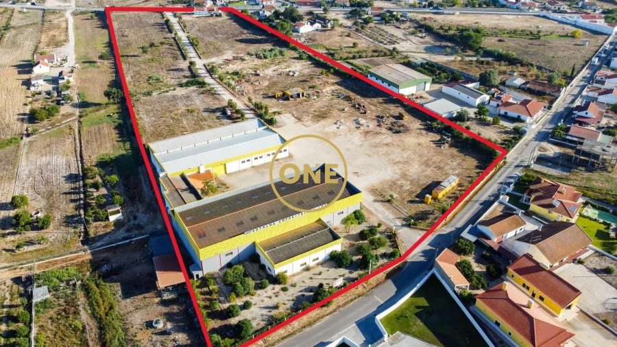 Armazém para Venda em Biscainho