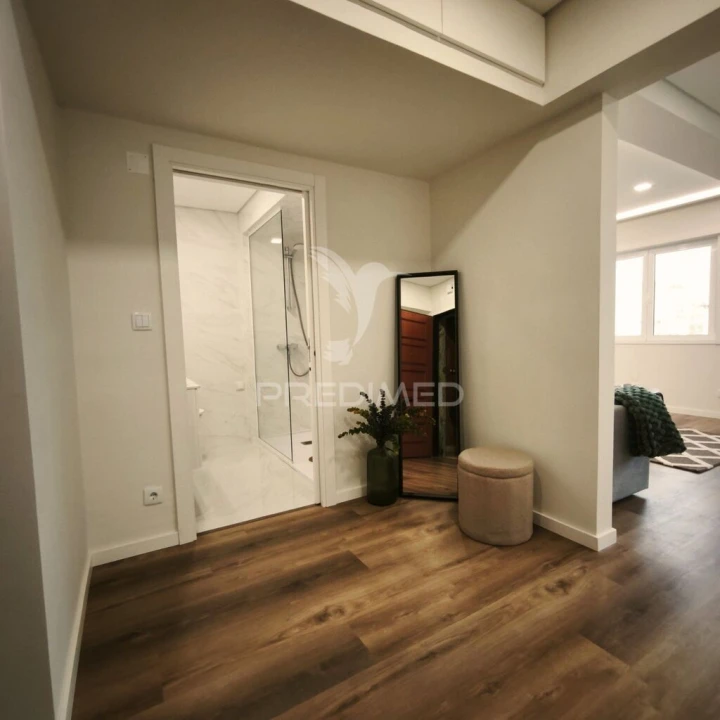 Apartamento T3 para Venda em Benfica Foto 13