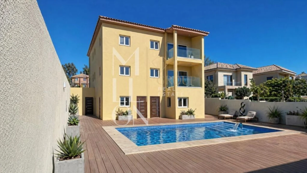 Apartamento T1 para Venda em Carcavelos e Parede Foto 3