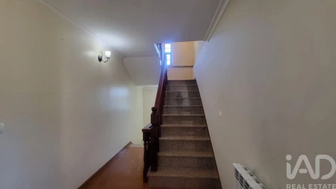 Moradia para Venda em Avo