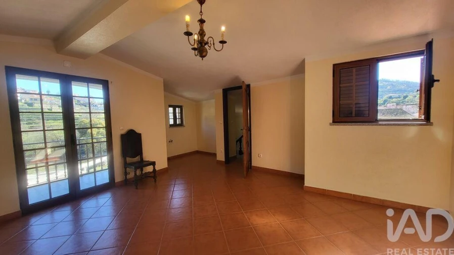 Moradia para Venda em Avo Foto 16