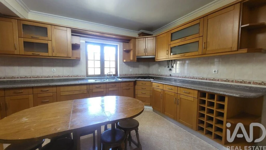 Moradia para Venda em Avo Foto 6