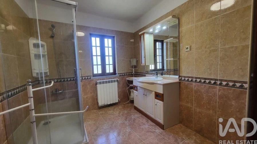 Moradia para Venda em Avo Foto 14