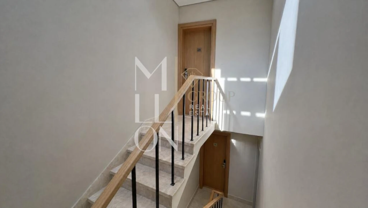 Apartamento T1 para Venda em Carcavelos e Parede Foto 8