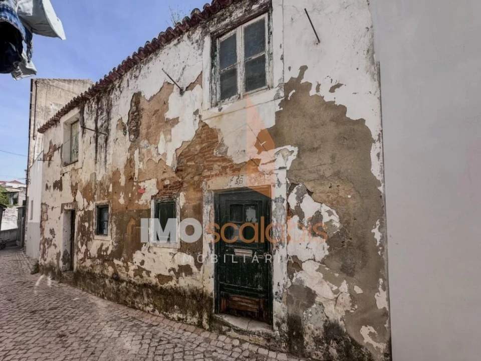 Moradia T1 para Venda em Romeira e Várzea Foto 1