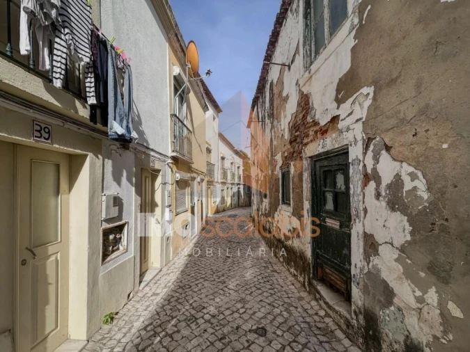 Moradia T1 para Venda em Romeira e Várzea Foto 2