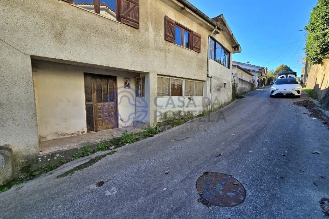 Moradia T4 para Venda em Ronfe Foto 9