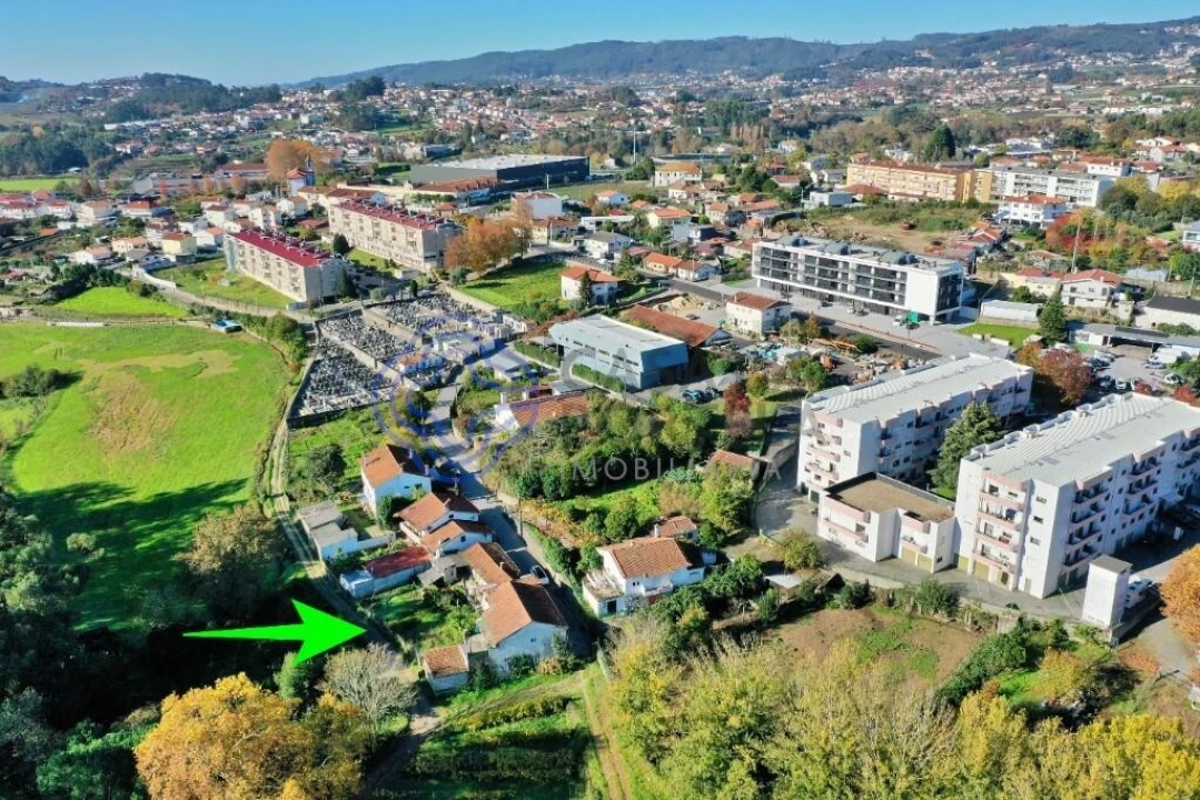 Moradia T4 para Venda em Ronfe Foto 15