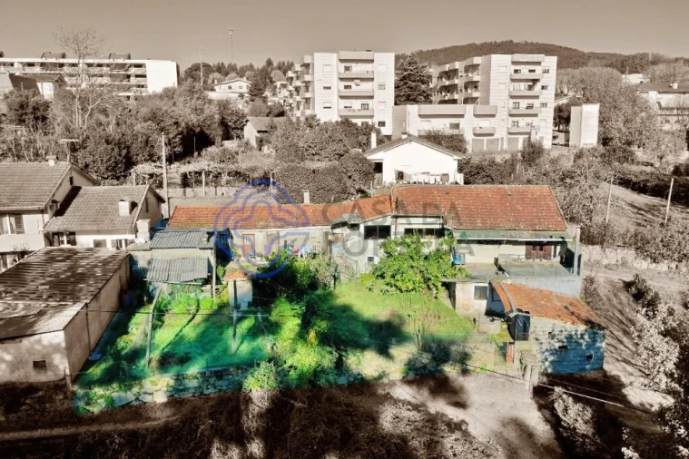 Moradia T4 para Venda em Ronfe Foto 10