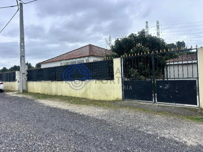 Moradia T3 para Venda em Quinta do Anjo Foto 3