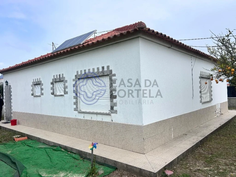 Moradia T3 para Venda em Quinta do Anjo Foto 5