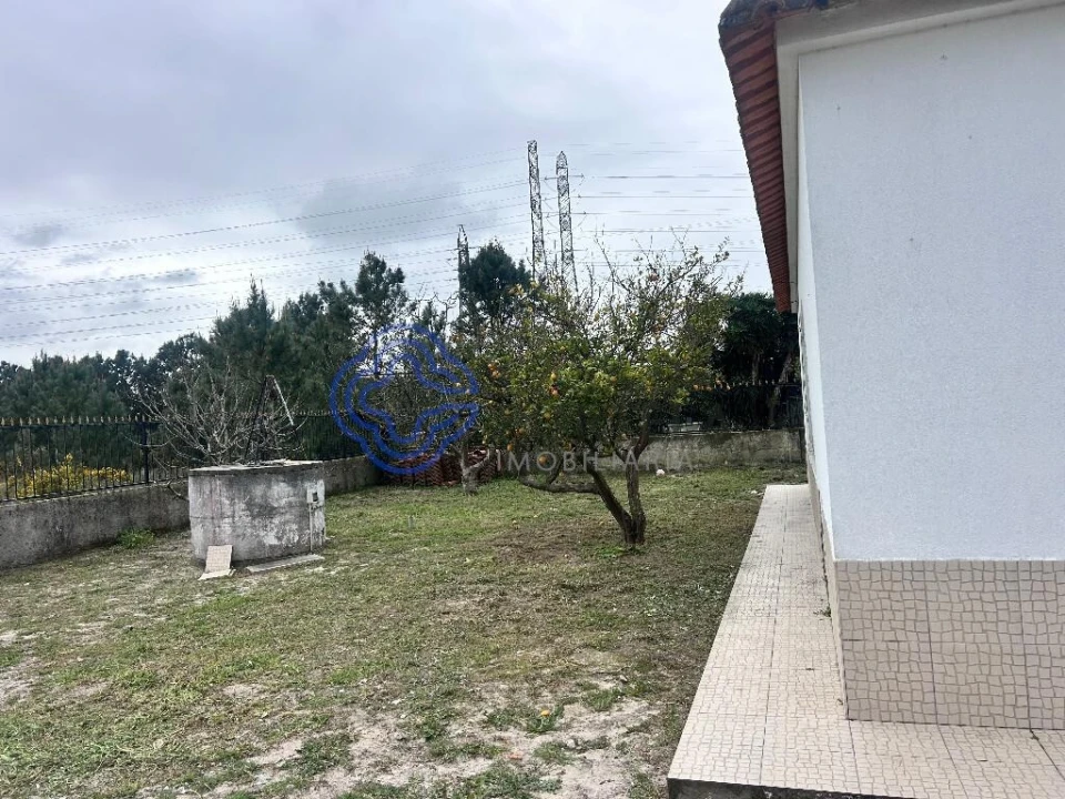 Moradia T3 para Venda em Quinta do Anjo Foto 8