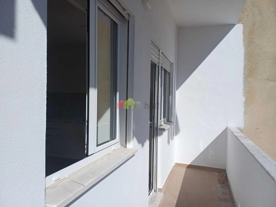 Apartamento T1 para Venda em Barreiro e Lavradio Foto 5