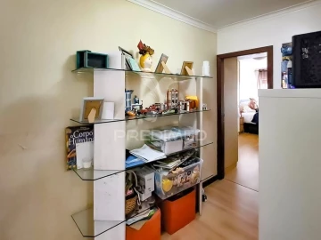 Apartamento T3 para Venda em Algueirão-Mem Martins