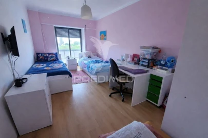 Apartamento T3 para Venda em Algueirão-Mem Martins