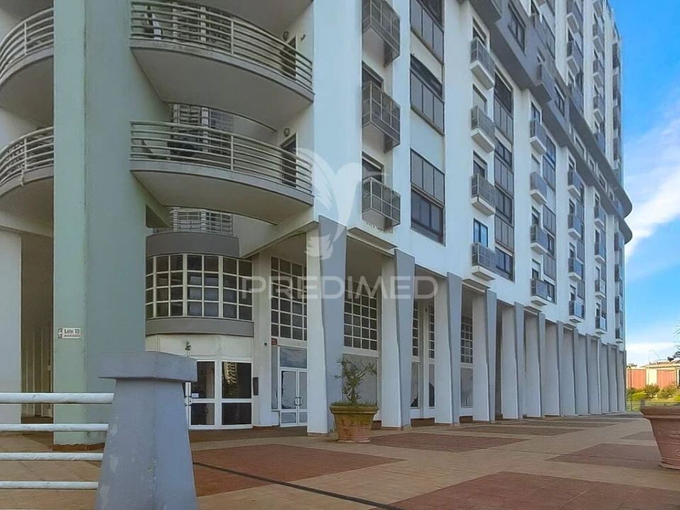 Apartamento T3 para Venda em Algueirão-Mem Martins Foto 18
