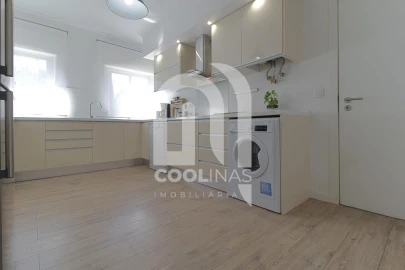 Apartamento T2 para Venda em Venteira