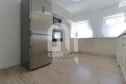 Apartamento T2 para Venda em Venteira