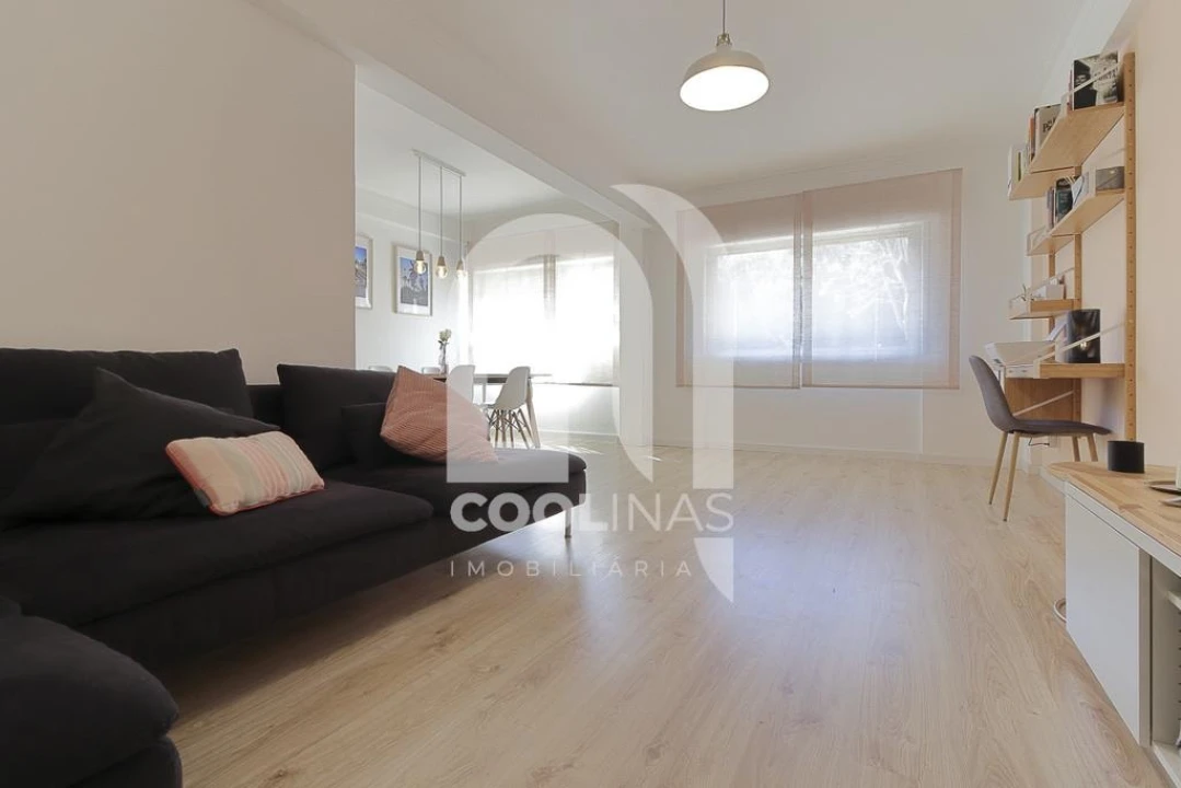 Apartamento T2 para Venda em Venteira Foto 6