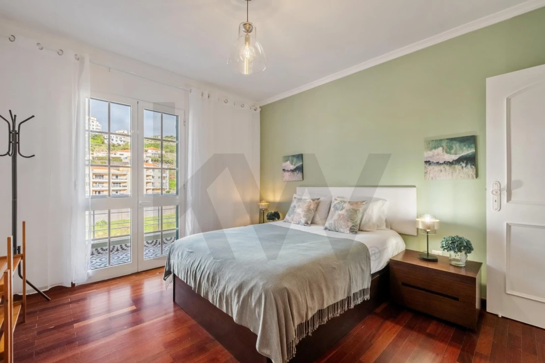 Moradia T3 para Venda em Arco da Calheta Foto 15