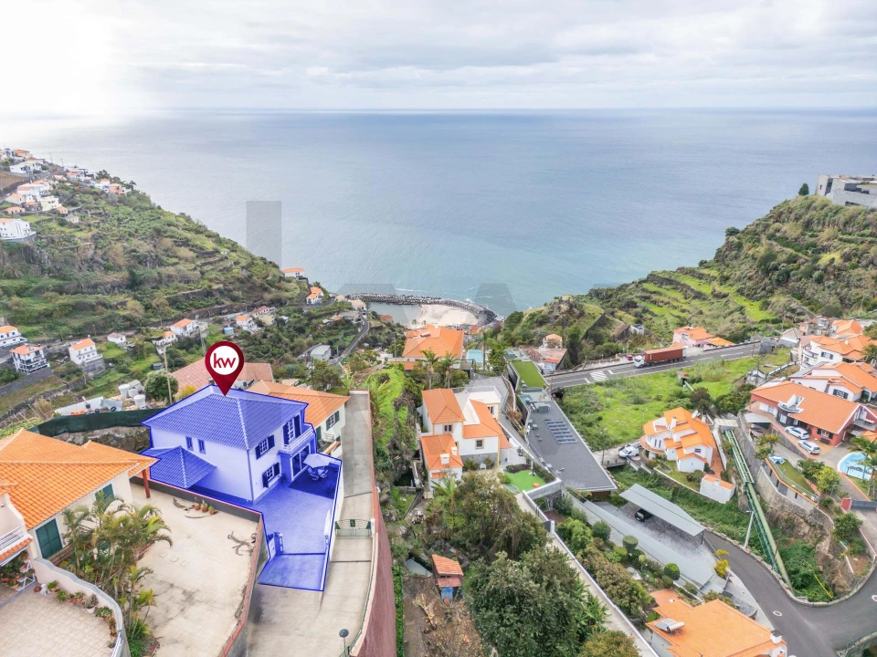 Moradia T3 para Venda em Arco da Calheta Foto 21