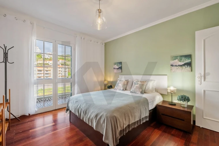 Moradia T3 para Venda em Arco da Calheta Foto 15