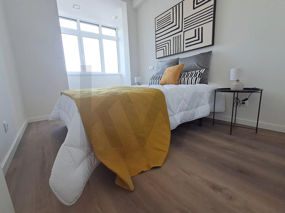 Apartamento T3 para Arrendamento em Benfica Foto 10