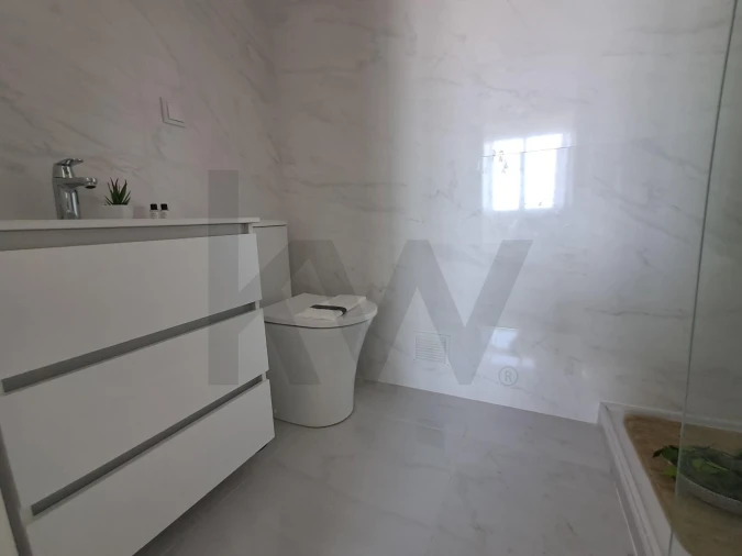 Apartamento T3 para Arrendamento em Benfica Foto 15