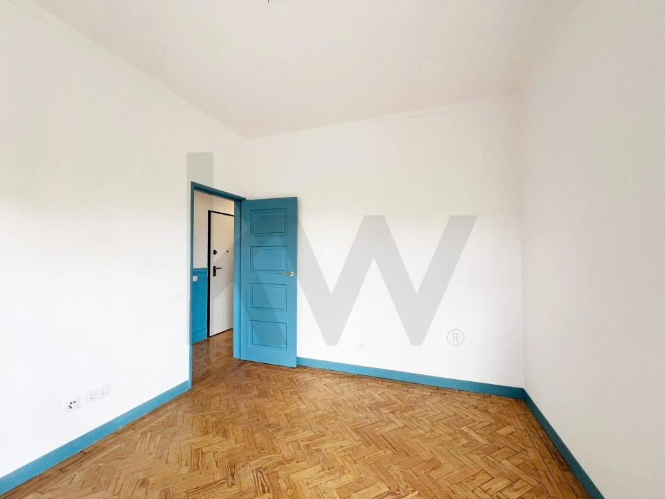 Apartamento T4 para Arrendamento em Romeira e Várzea Foto 10