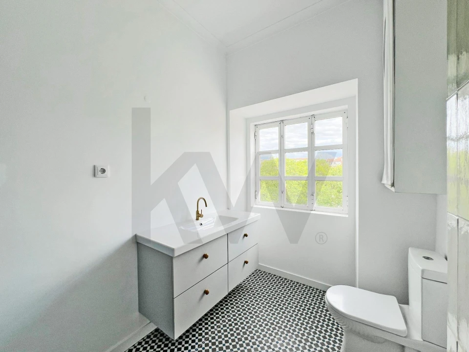 Apartamento T4 para Arrendamento em Romeira e Várzea Foto 17