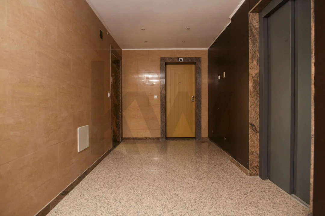 Apartamento T3 para Arrendamento em Oeiras e São Julião da Barra, Paço de Arcos e Caxias Foto 7