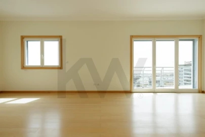 Apartamento T3 para Arrendamento em Oeiras e São Julião da Barra, Paço de Arcos e Caxias